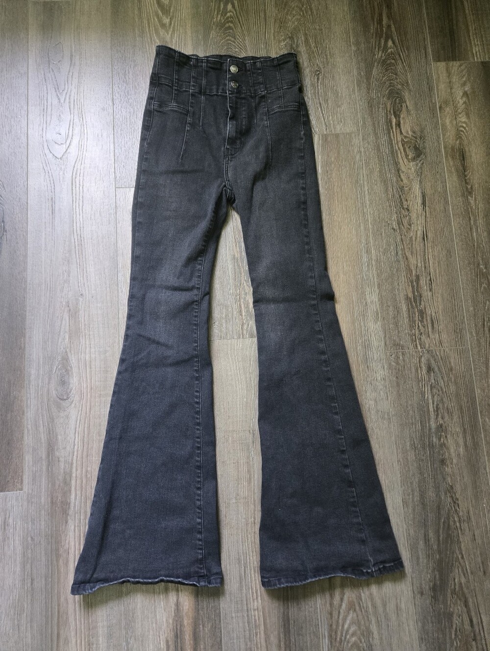 Relisted - Picture 2 of 8
